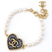 Pre-owned Metal chanel-jewelry