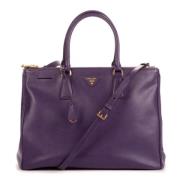 Pre-owned Leather handbags