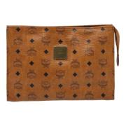 Pre-owned Leather clutches