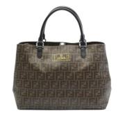 Pre-owned Fabric handbags