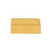 Pre-owned Leather clutches