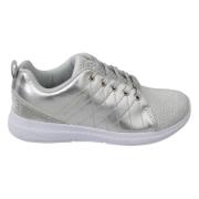 Elegante sølv sneakers for trendsettere