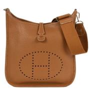 Pre-owned Leather shoulder-bags