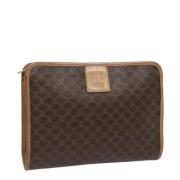 Pre-owned Leather clutches