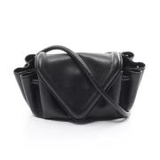 Pre-owned Leather crossbody-bags