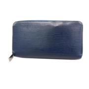 Pre-owned Fabric wallets