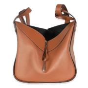 Pre-owned Leather handbags