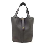 Pre-owned Leather handbags