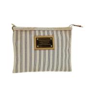 Pre-owned Canvas handbags