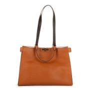 Pre-owned Leather handbags