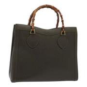 Pre-owned Leather handbags