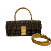 Pre-owned Leather fendi-bags