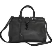 Pre-owned Leather handbags