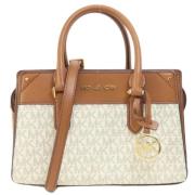 Pre-owned Canvas handbags