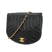 Pre-owned Leather chanel-bags