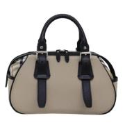 Pre-owned Canvas handbags