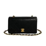 Pre-owned Leather chanel-bags