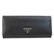 Pre-owned Leather wallets