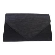 Pre-owned Leather clutches