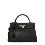 Pre-owned Leather handbags