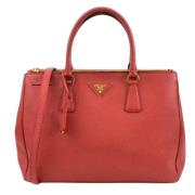 Pre-owned Leather prada-bags