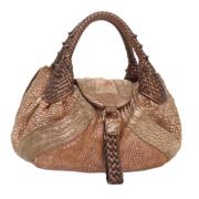 Pre-owned Leather handbags