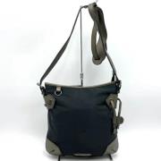 Pre-owned Leather shoulder-bags