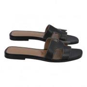 Pre-owned Leather sandals