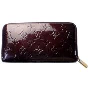 Pre-owned Leather wallets