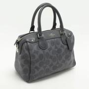 Pre-owned Leather handbags