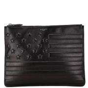 Pre-owned Leather clutches