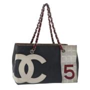 Pre-owned Canvas handbags