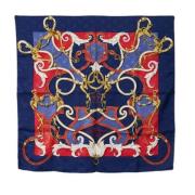 Pre-owned Silk scarves