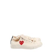 Beige Canvas Sneakers med Hjertetrykk