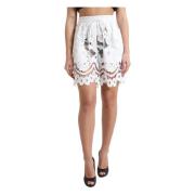 Elegant Blonde High-Waisted Shorts i Hvit