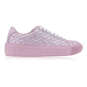 Hvite og rosa skinn sneakers med lisser