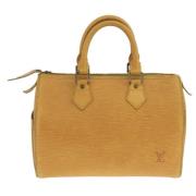 Pre-owned Leather handbags