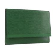 Pre-owned Leather clutches