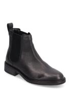 Cologne Arlo2 Black Clarks