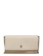 Th Refined Chain Crossover Cream Tommy Hilfiger