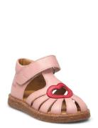 Sandals - Flat - Closed Toe - Pink ANGULUS