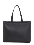 Minimal Monogram Slim Tote34 Black Calvin Klein