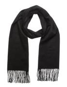 Highland Scarf Black Balmuir