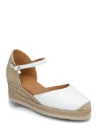 Cisca25Nto White UNISA