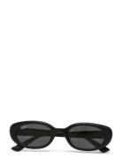 0Rb4441D Black Ray-Ban