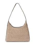 Nova Beige Saddler