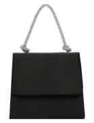Tas Amalia Flap Black Tamaris Bags