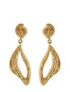 Flowing Dreams Earrings Gold Pernille Corydon