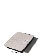 Day Gweneth Re-Q Dash Folder13 Grey DAY ET