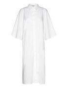 Akoto-M Knelang Kjole White MbyM